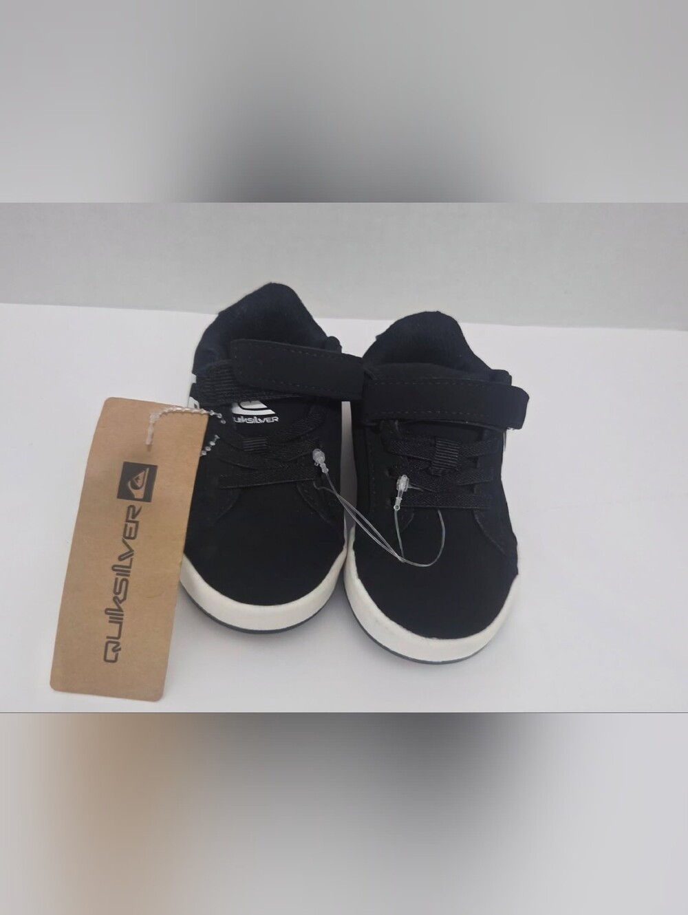 Quicksilver x DC Men CABALLERIAL Skate Shoes  Trainer Black/White Size 5 Toddler